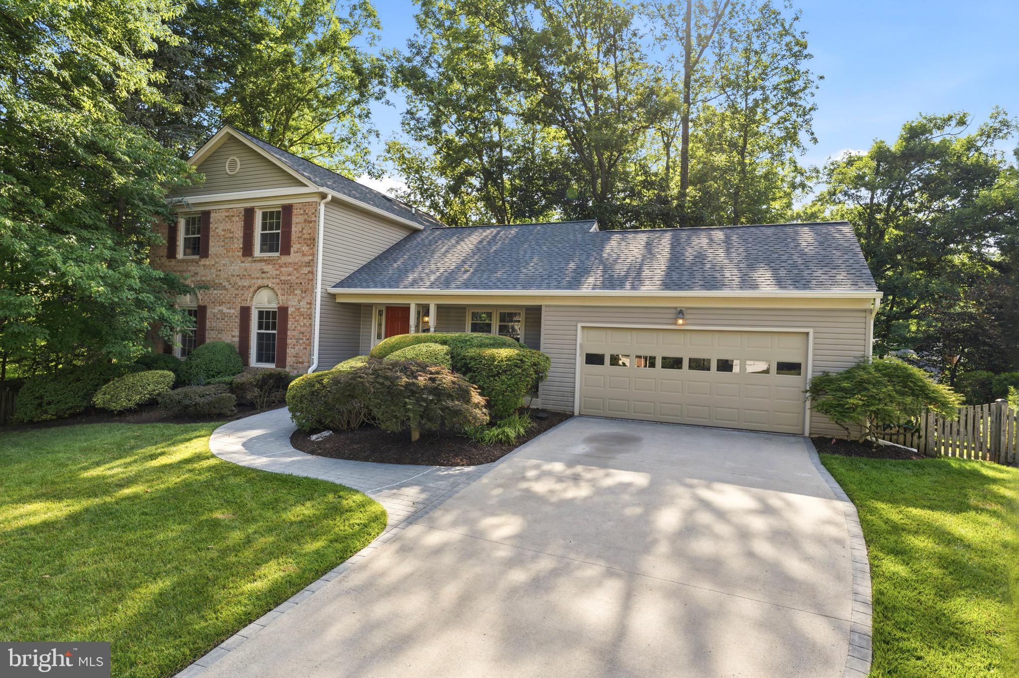 6404 PHILLIP COURT