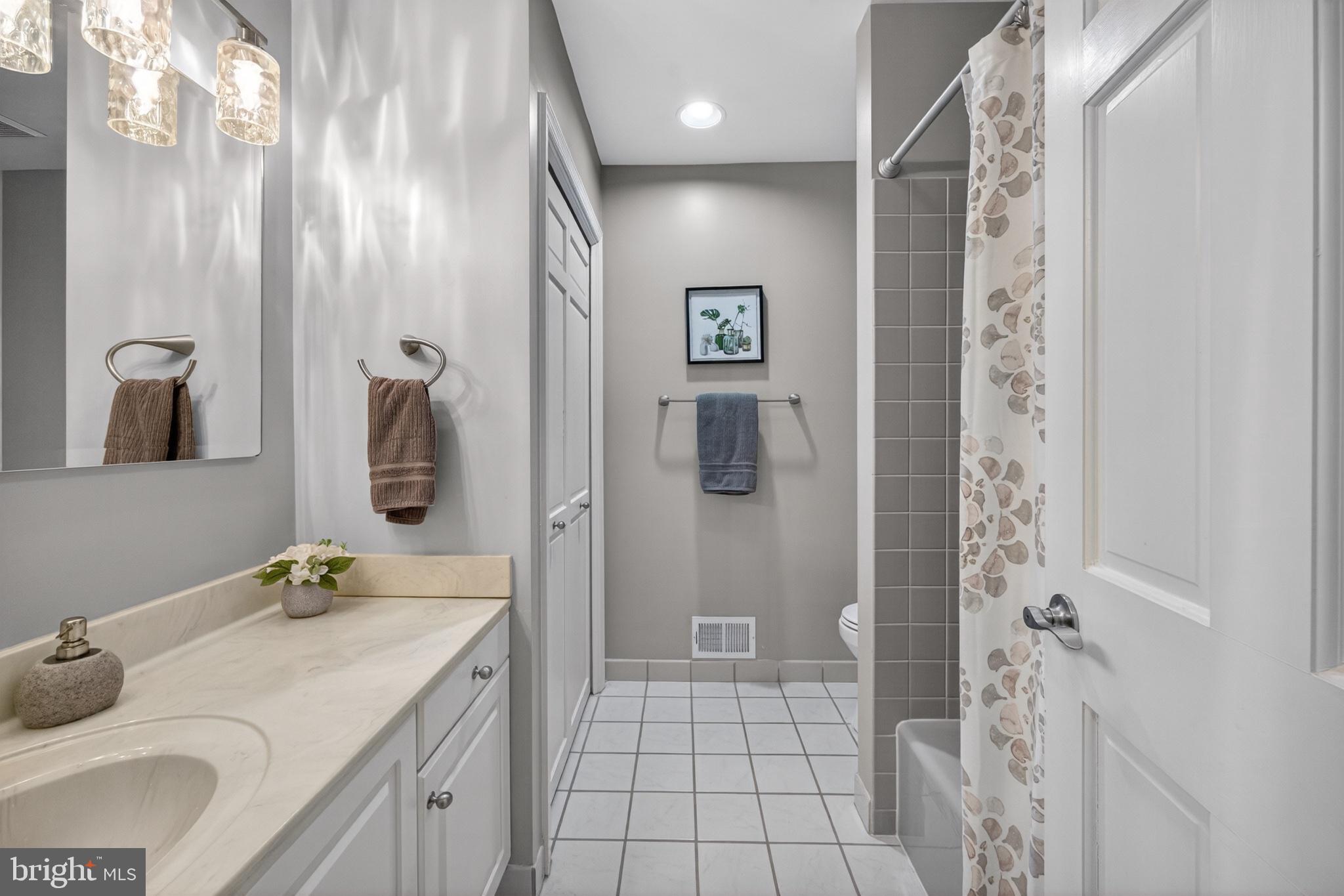 PROSPECT BAY - Residential