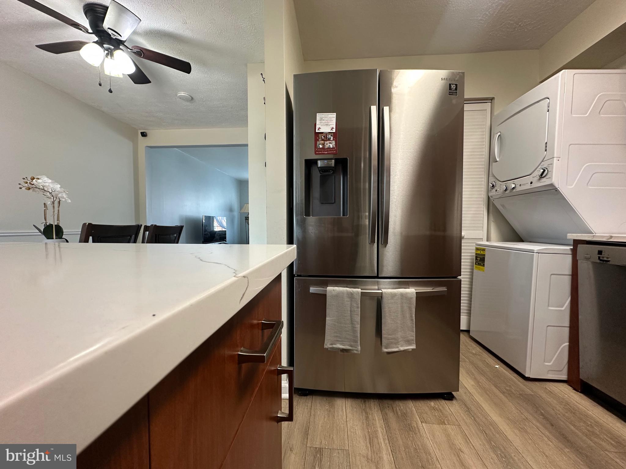 PEMBROOKE - Residential