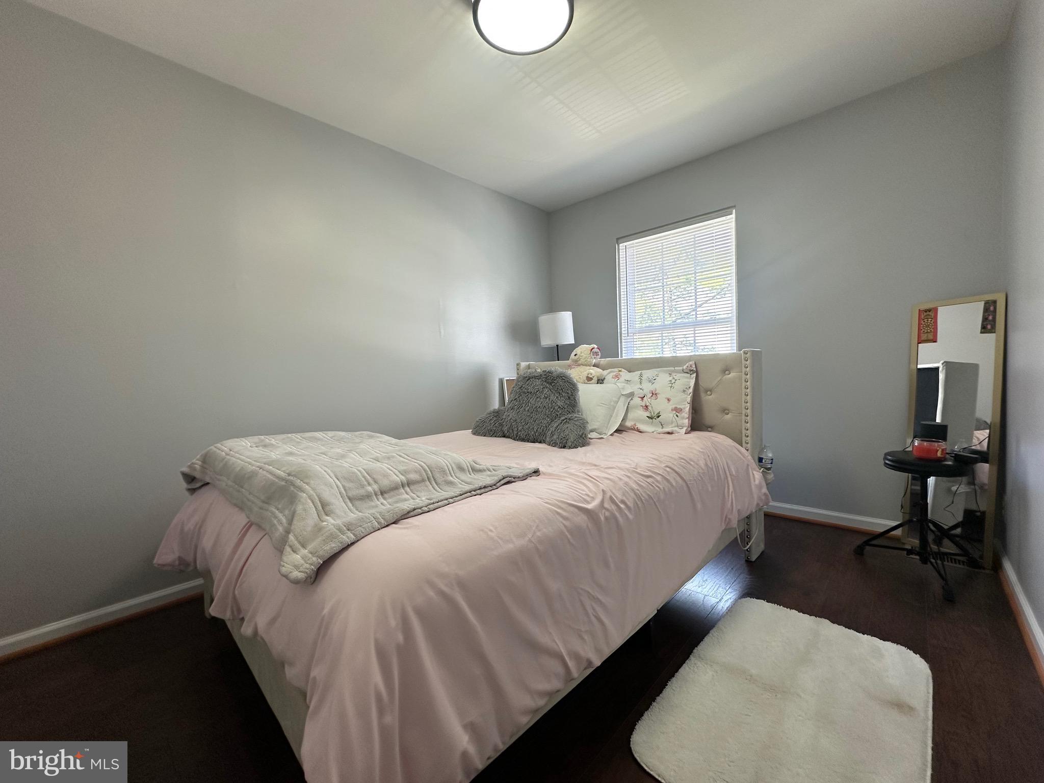 PEMBROOKE - Residential