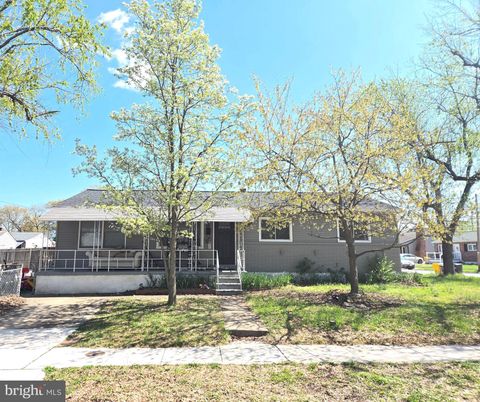 205 HOLLYWOOD COURT GLEN BURNIE MD 21060