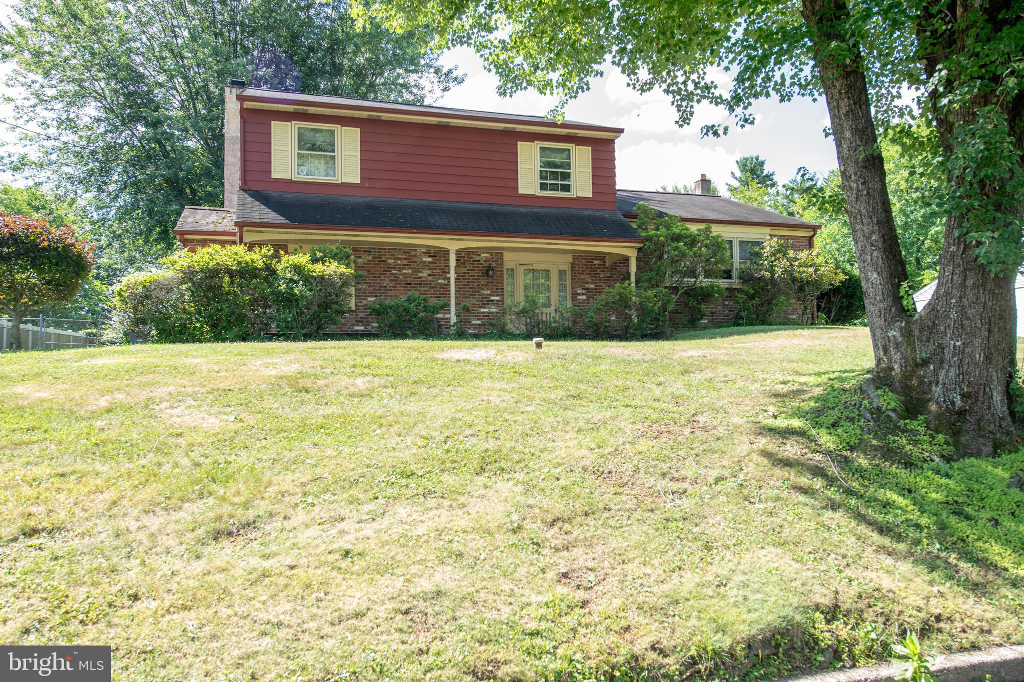 2527 ARROWHEAD DRIVE