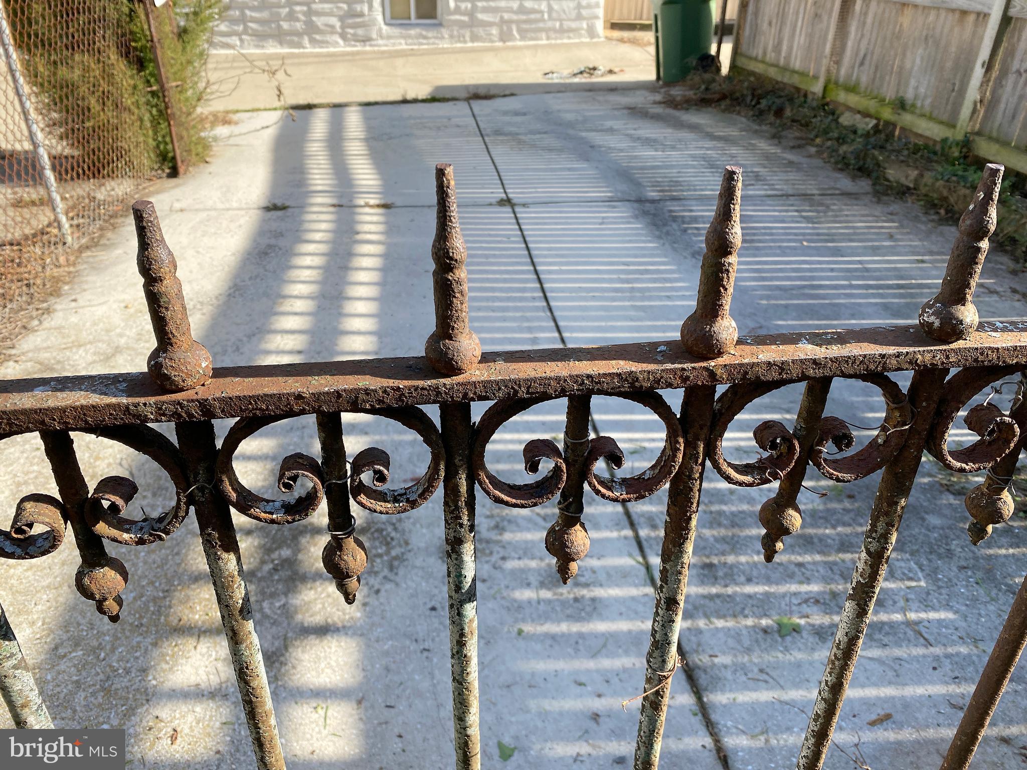 HAMPDEN HISTORIC DISTRICT - Residential