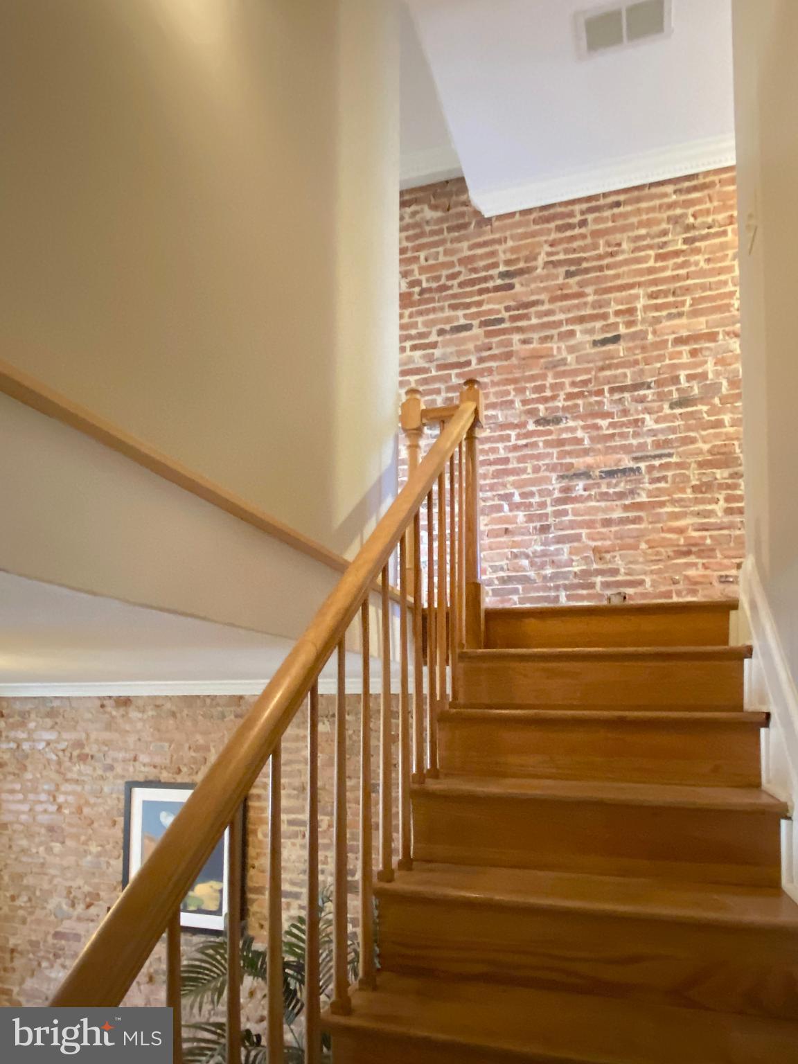 HAMPDEN HISTORIC DISTRICT - Residential