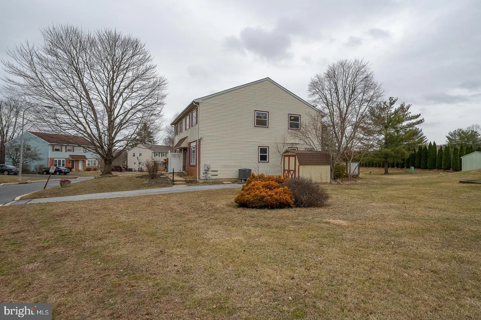 Downingtown, Pennsylvania 19335, United States, 3 Bedrooms Bedrooms, ,3 BathroomsBathrooms,Residential,Pending,83567