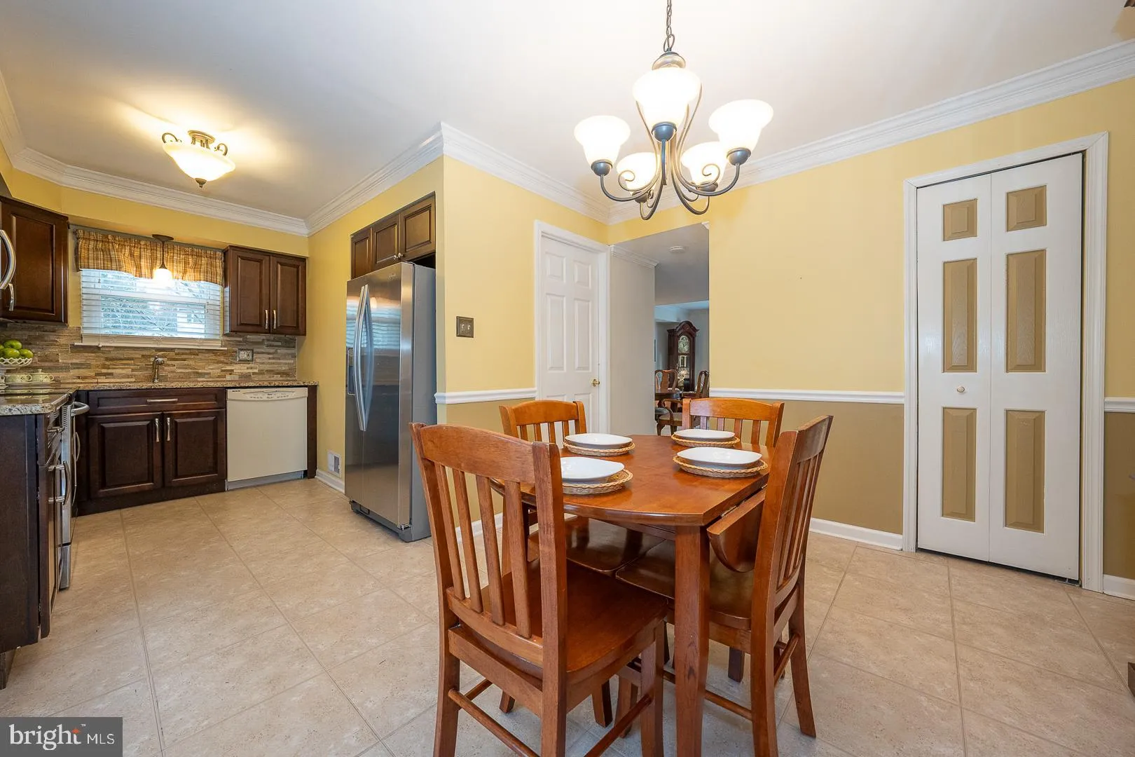 Downingtown, Pennsylvania 19335, United States, 3 Bedrooms Bedrooms, ,3 BathroomsBathrooms,Residential,Pending,83567