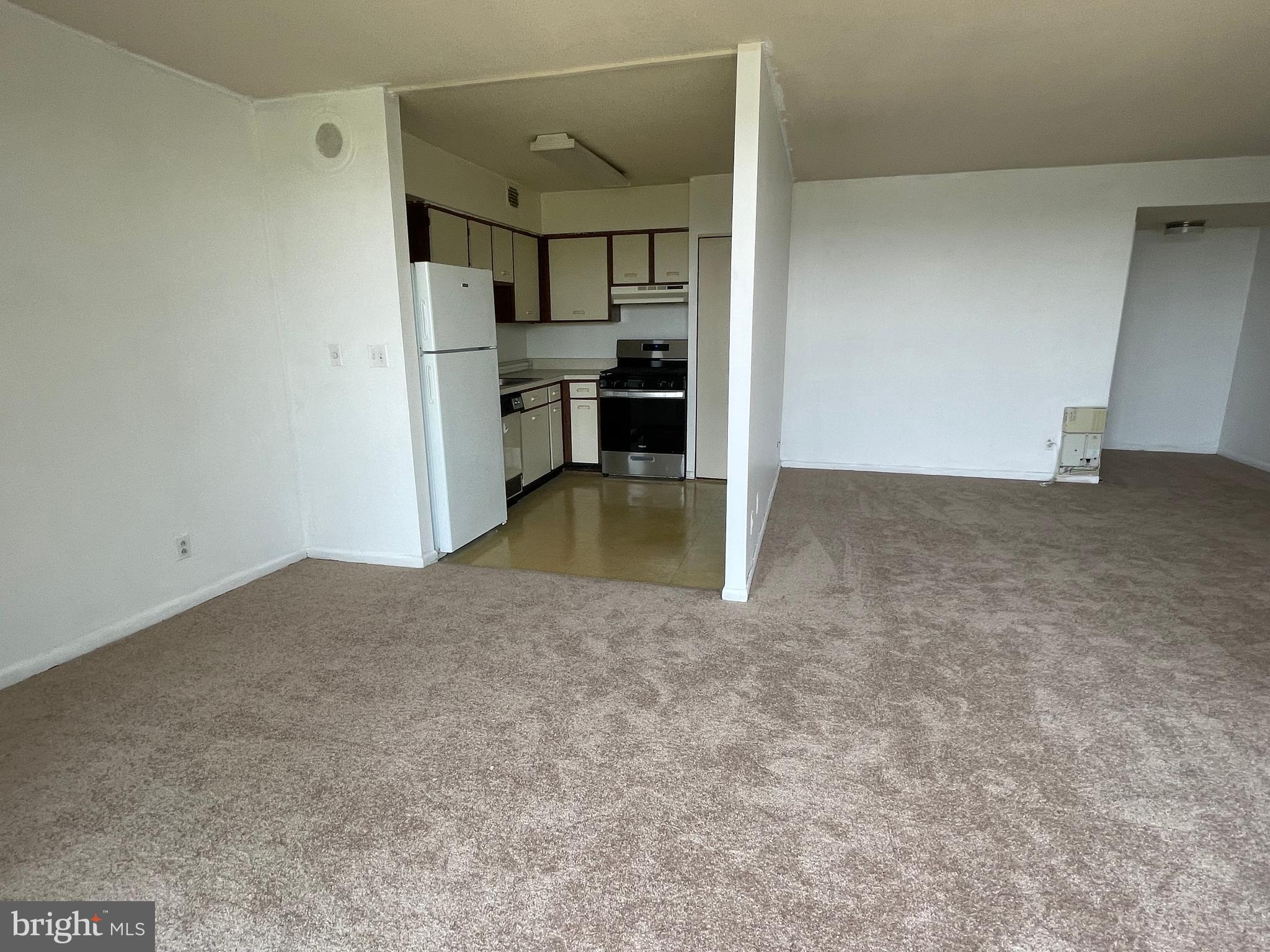 HYATTSVILLE - Residential