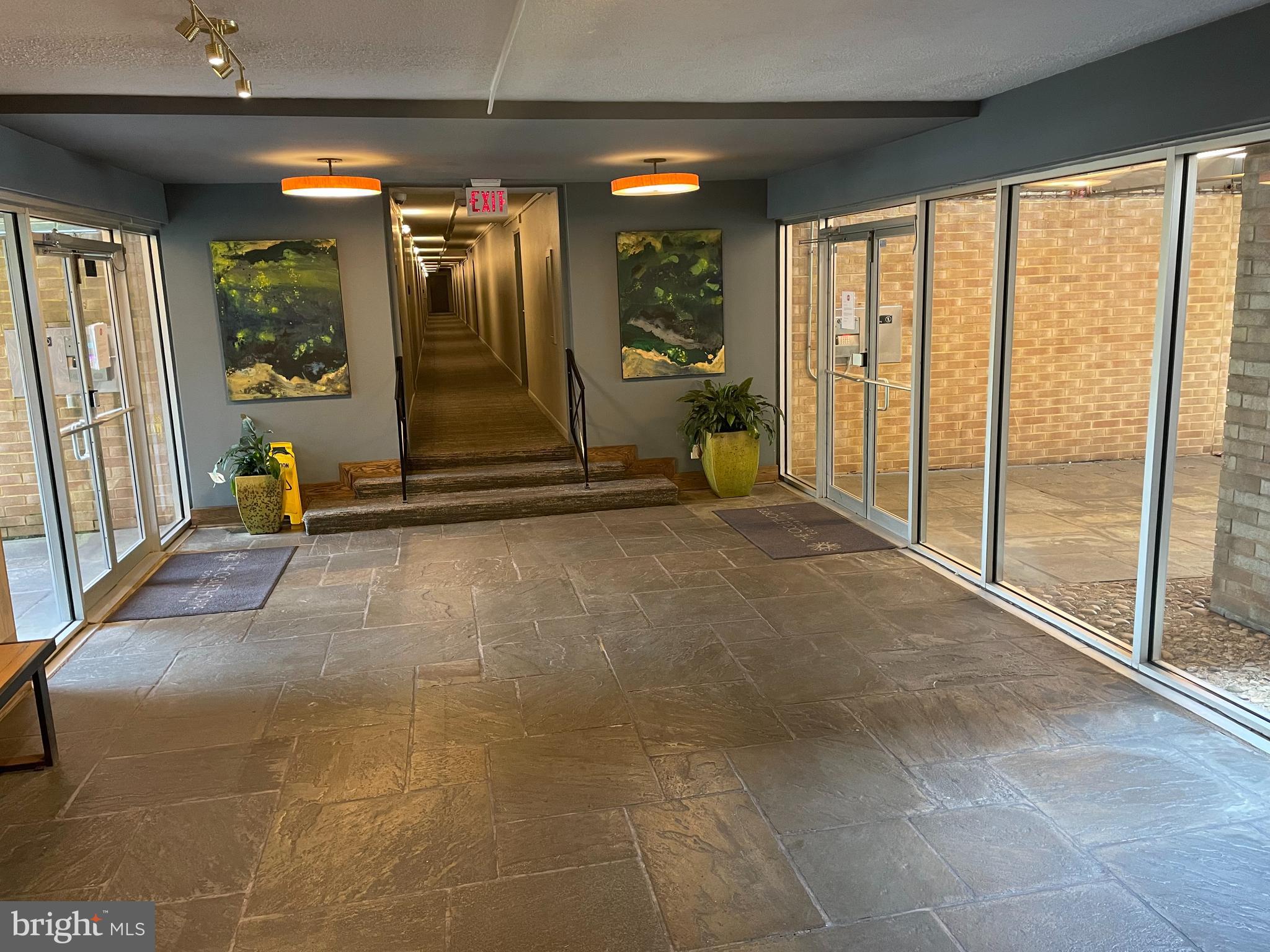 HYATTSVILLE - Residential