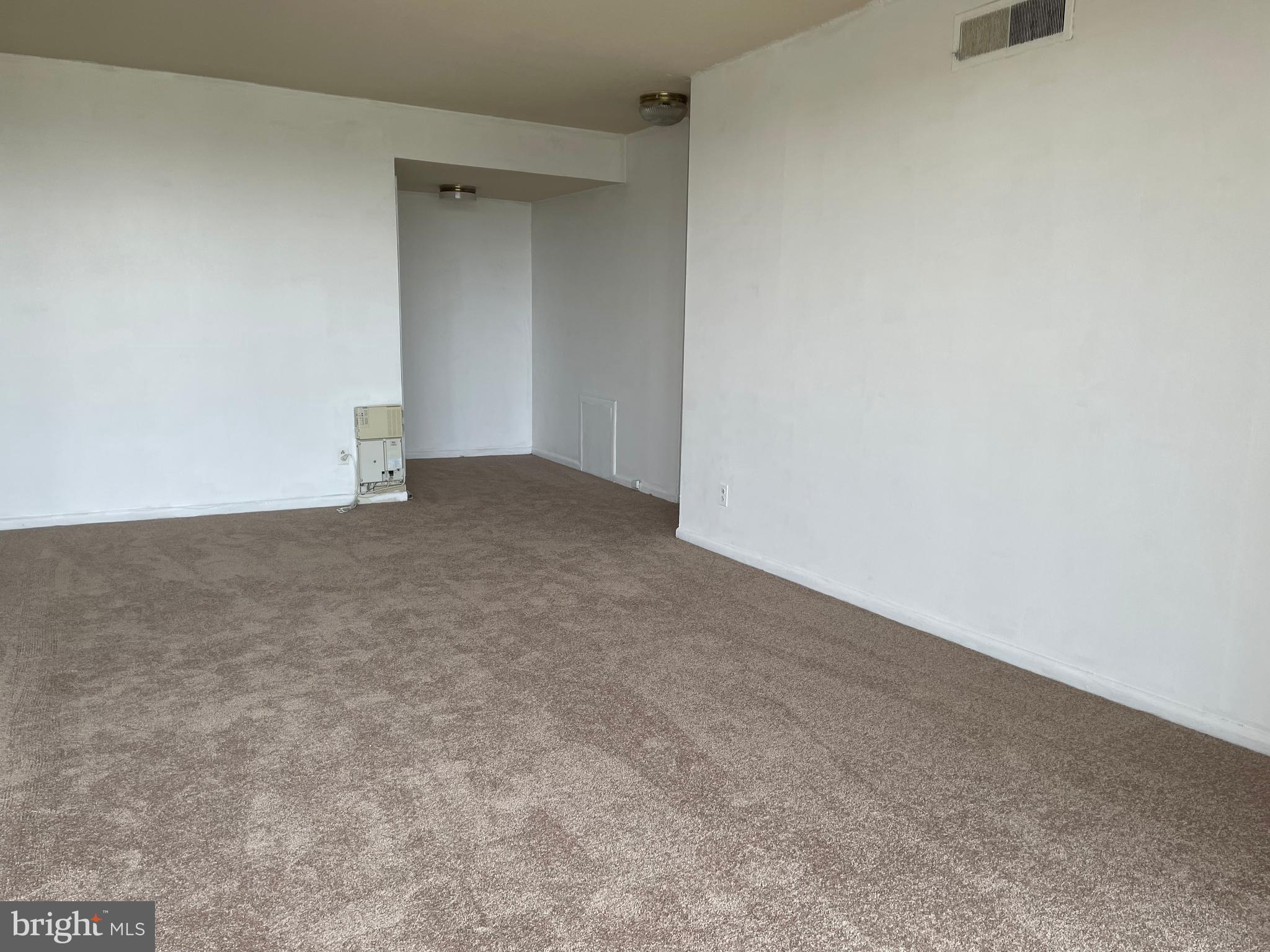 HYATTSVILLE - Residential