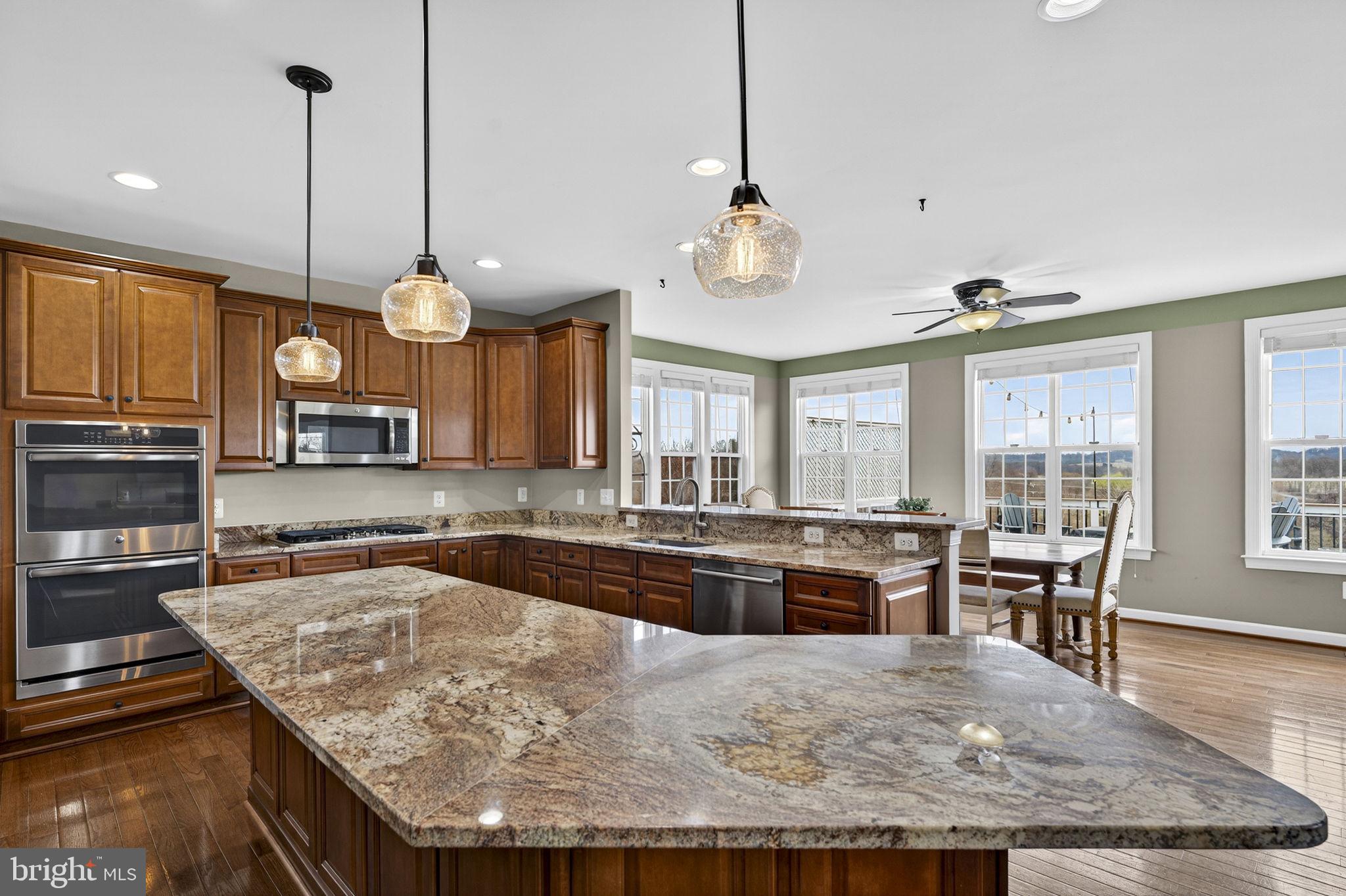 WATERFORD VIEW ESTATES - Residential