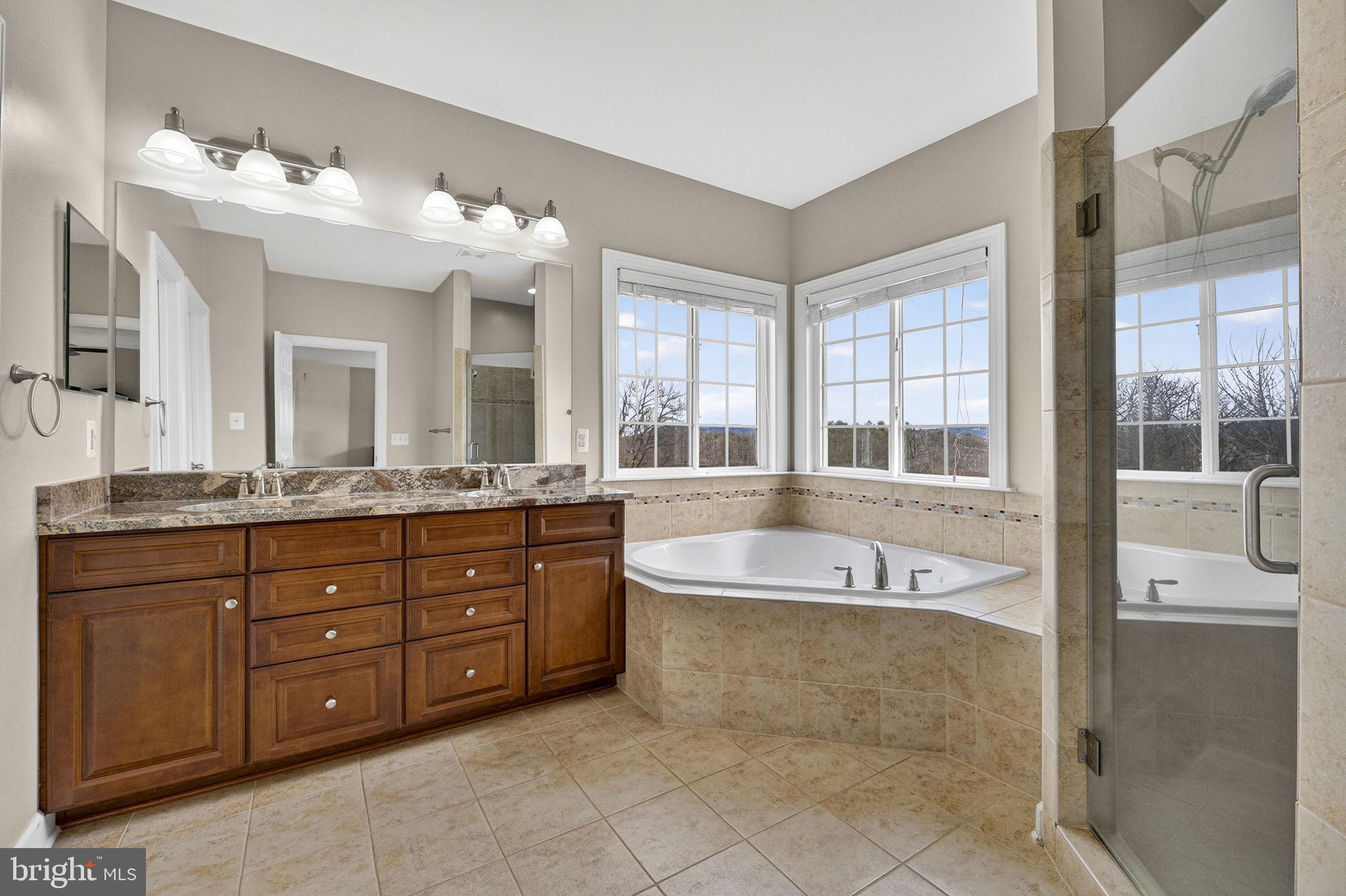 WATERFORD VIEW ESTATES - Residential