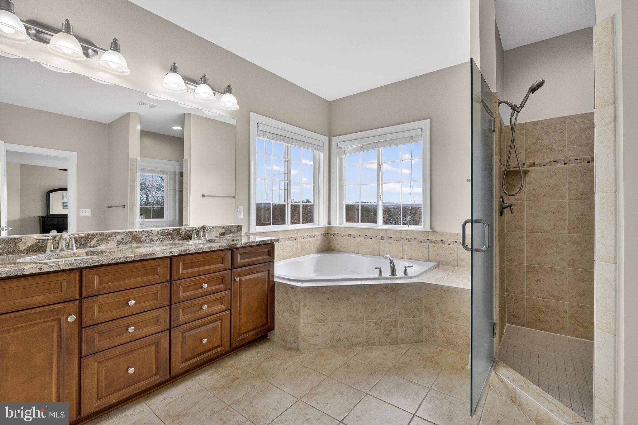 WATERFORD VIEW ESTATES - Residential