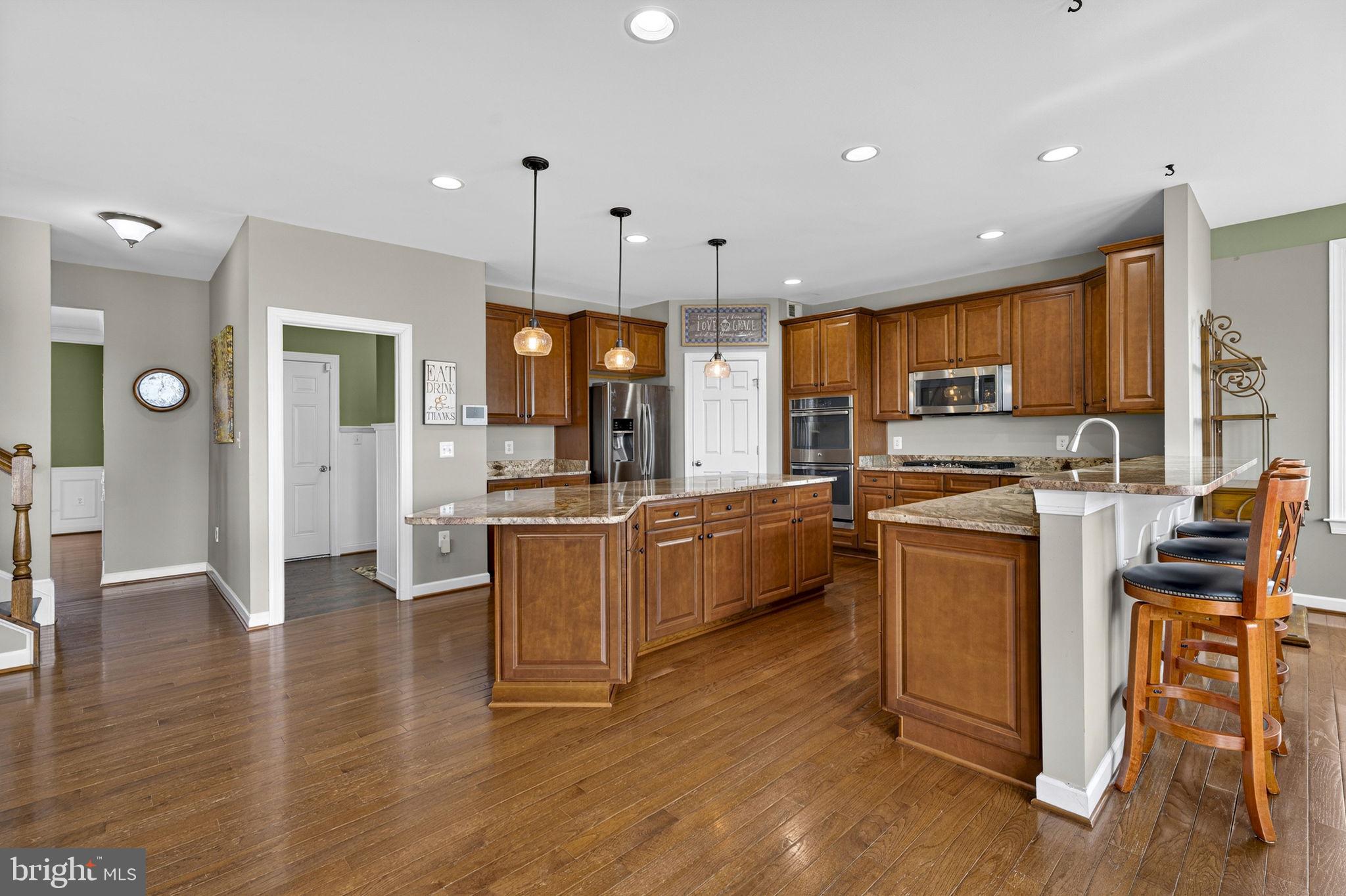 WATERFORD VIEW ESTATES - Residential