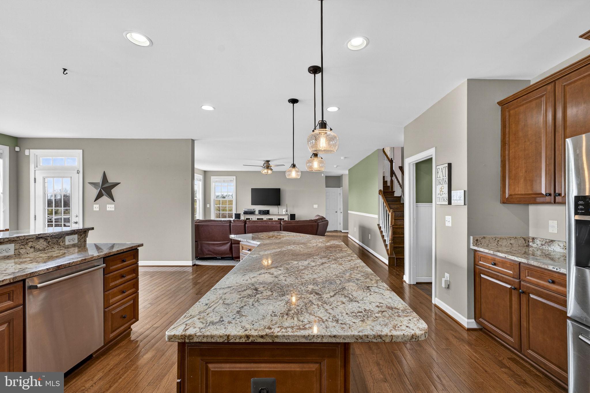 WATERFORD VIEW ESTATES - Residential