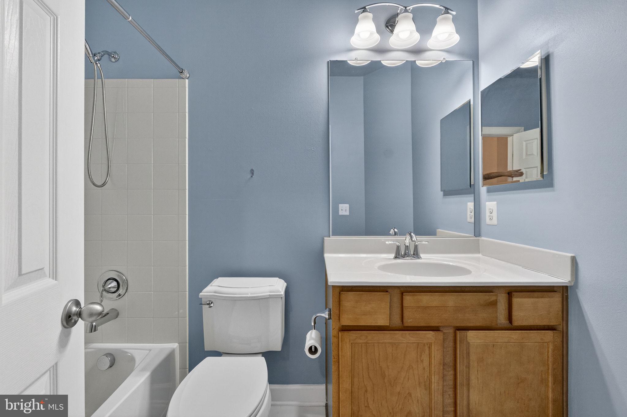 WATERFORD VIEW ESTATES - Residential