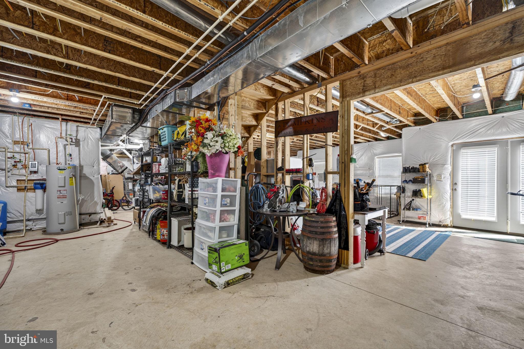 WATERFORD VIEW ESTATES - Residential