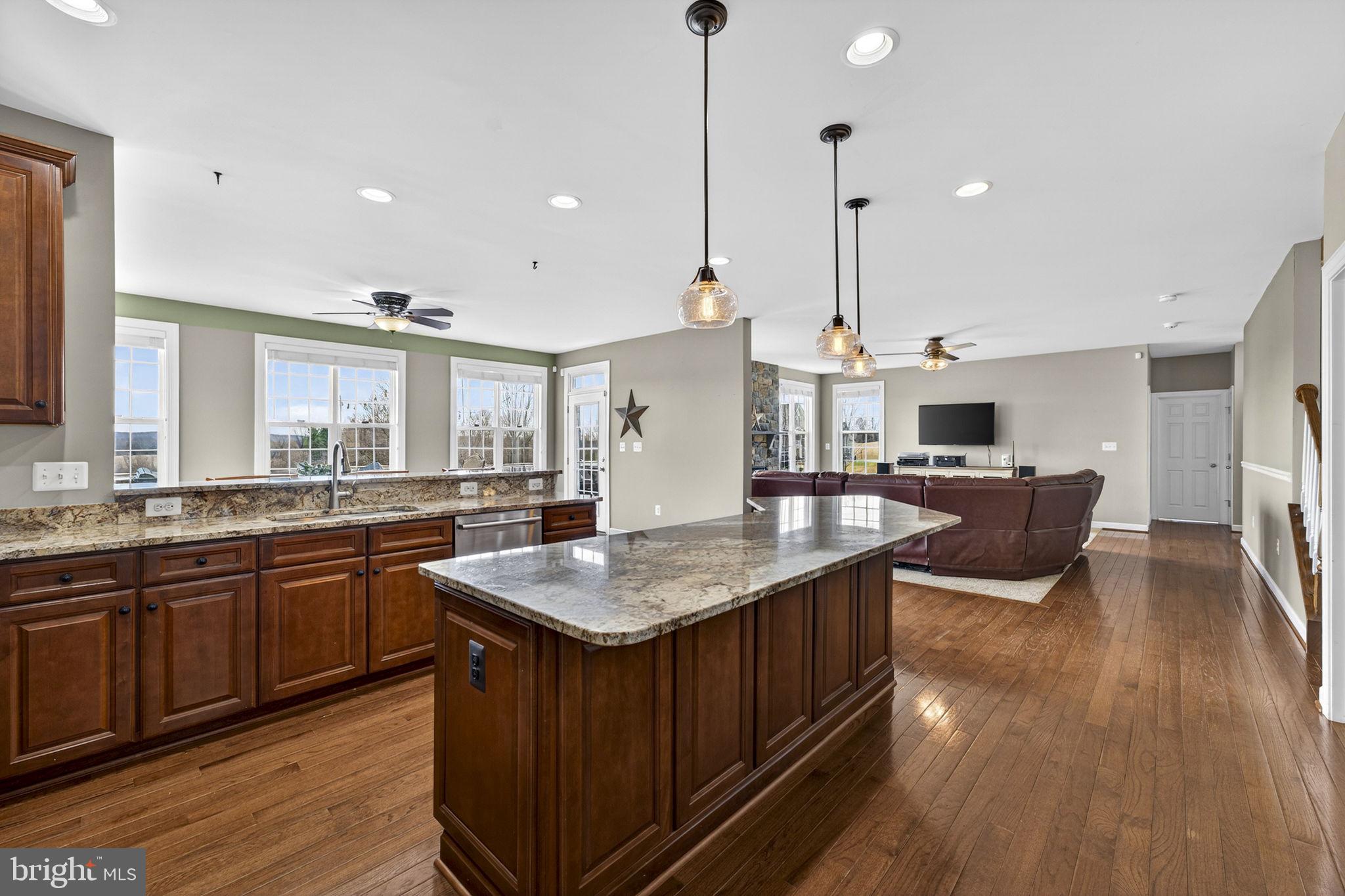 WATERFORD VIEW ESTATES - Residential