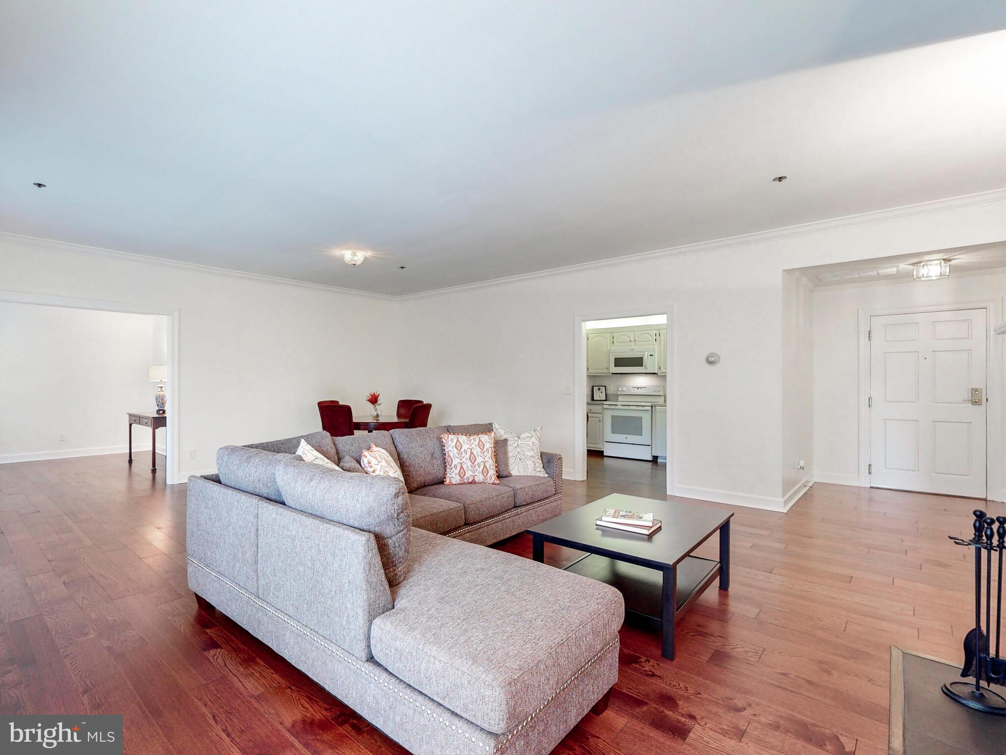 LUTHERVILLE - Residential