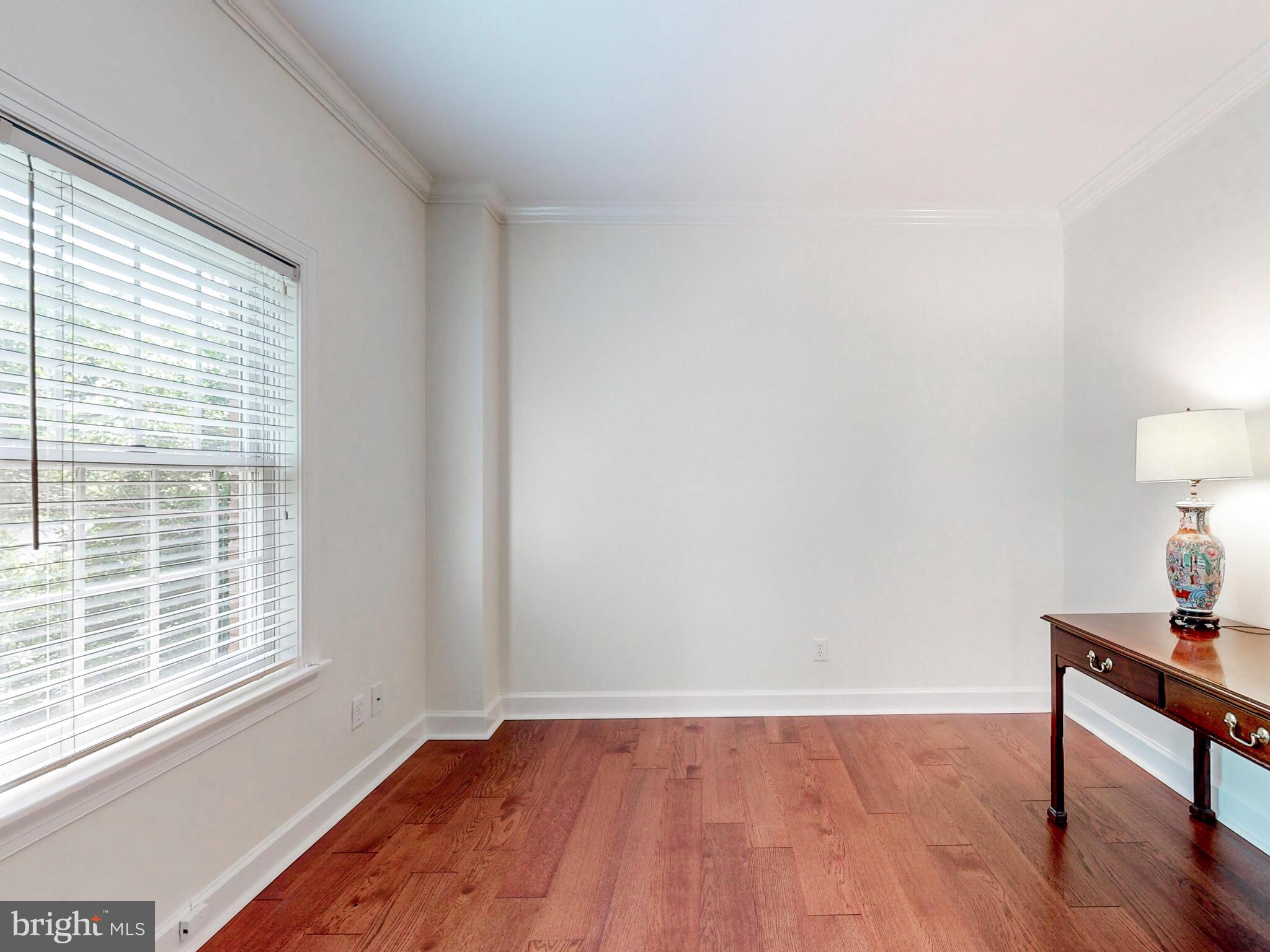 LUTHERVILLE - Residential