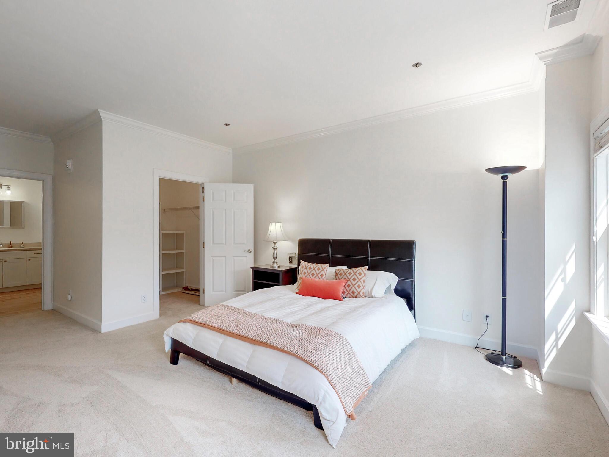 LUTHERVILLE - Residential