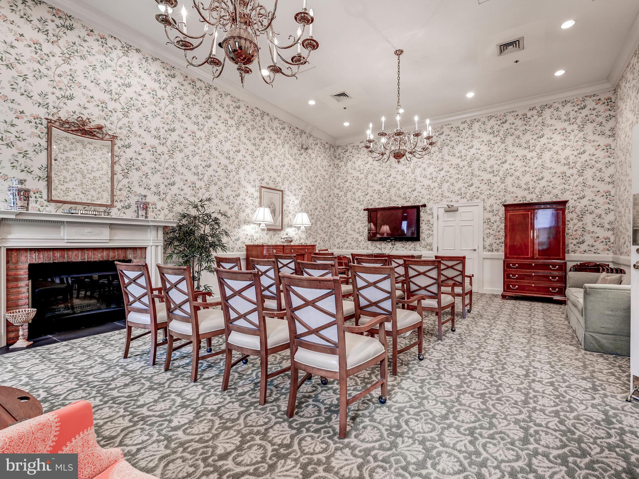 LUTHERVILLE - Residential