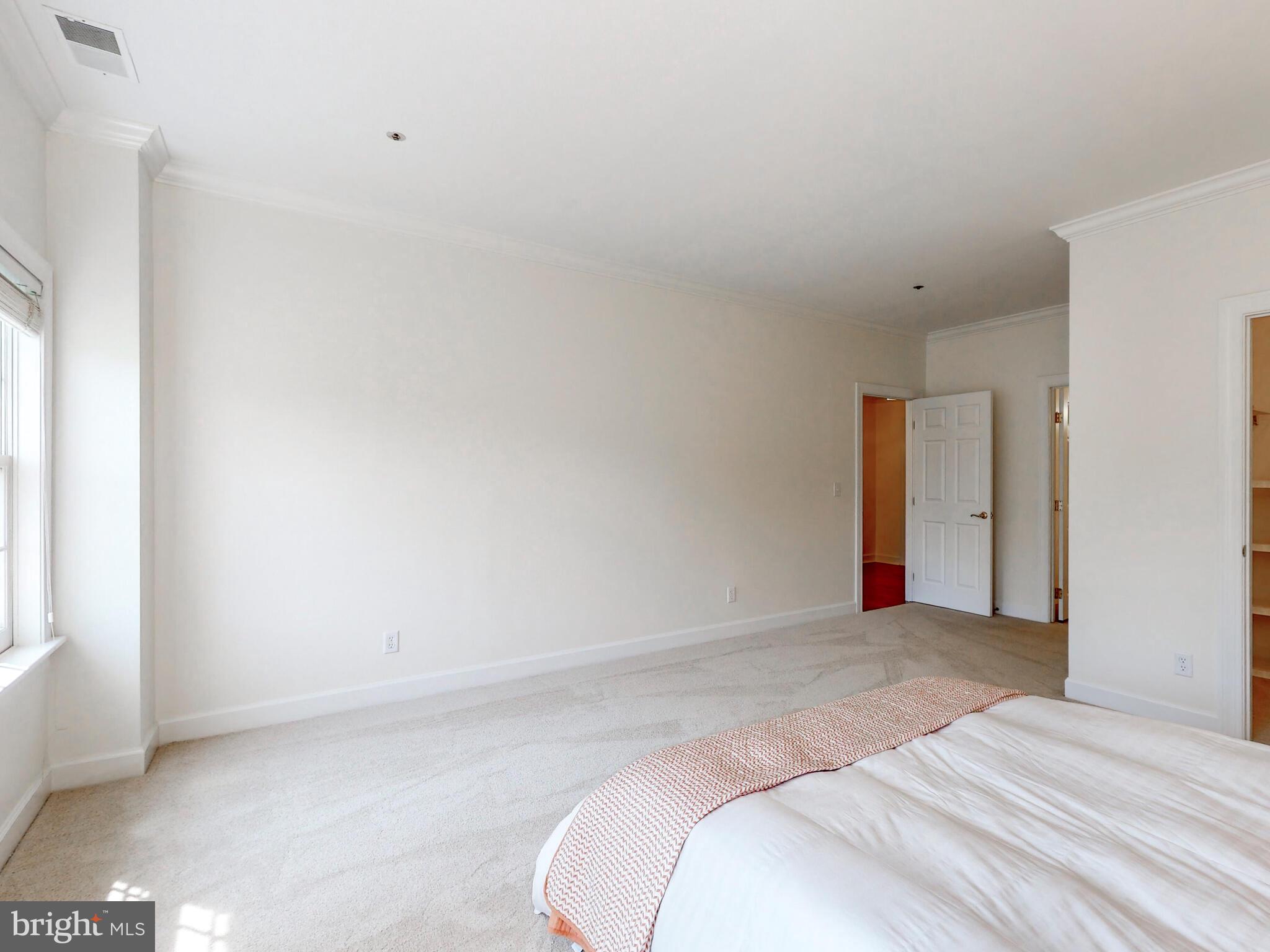 LUTHERVILLE - Residential