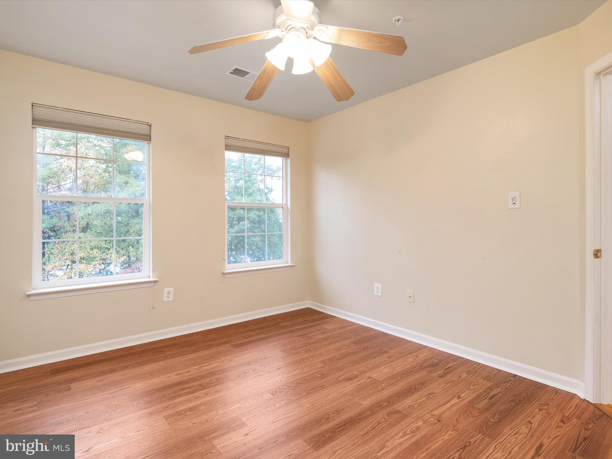 PINEY ORCHARD - Residential