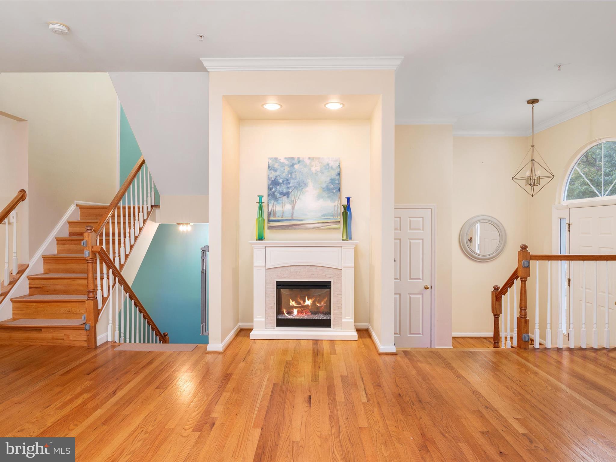 2604 STREAMVIEW DRIVE
