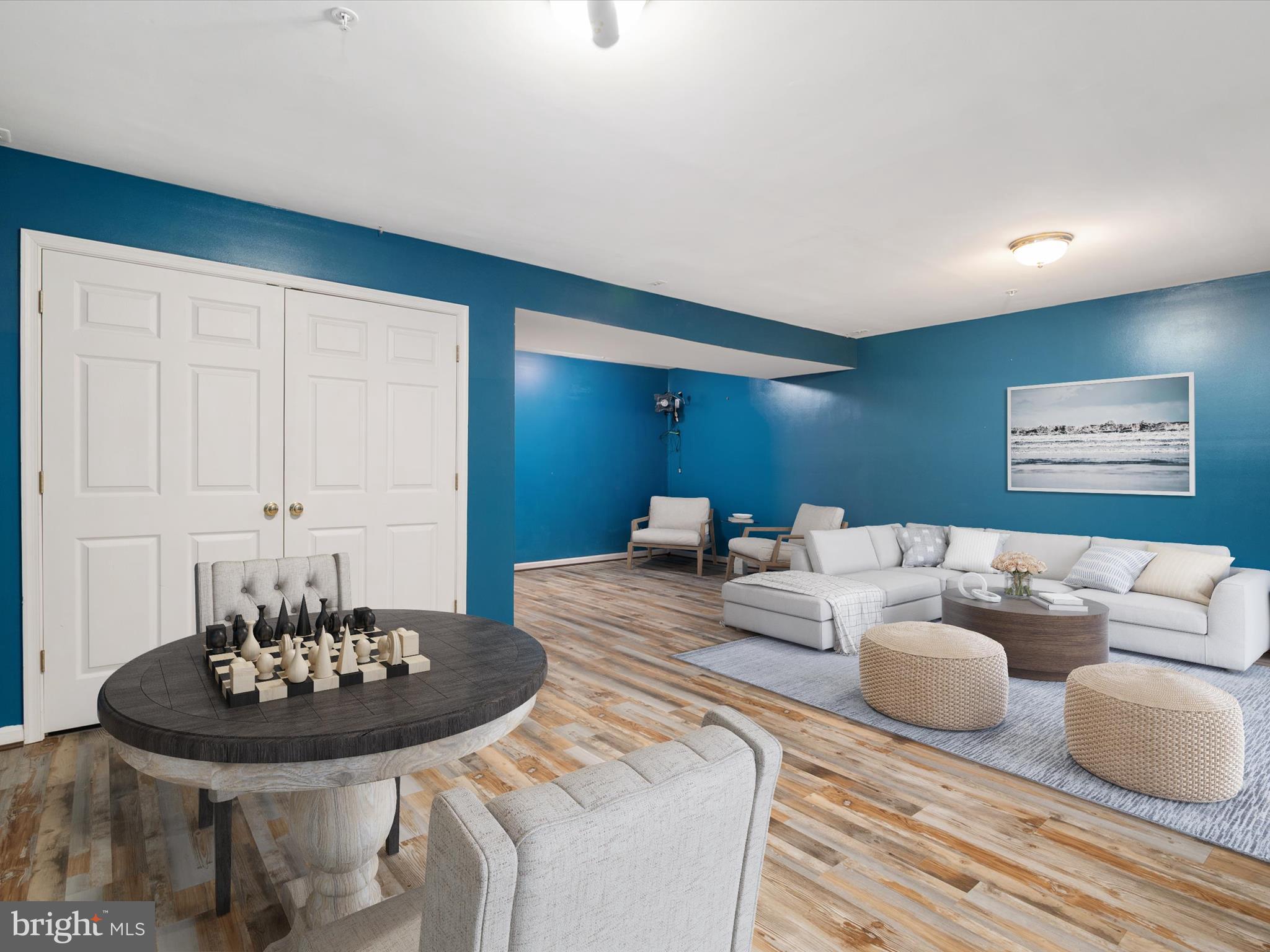 PINEY ORCHARD - Residential