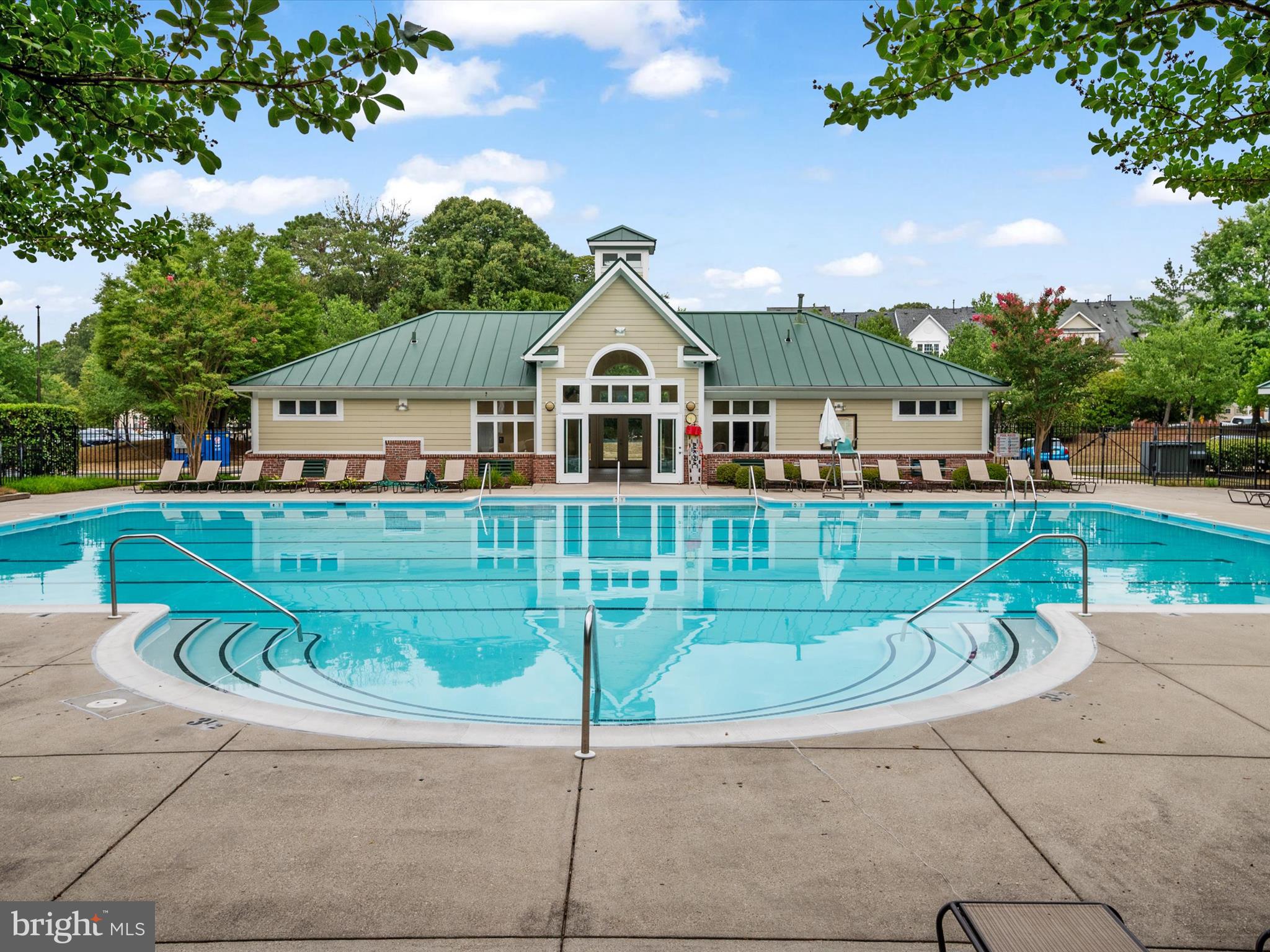 PINEY ORCHARD - Residential