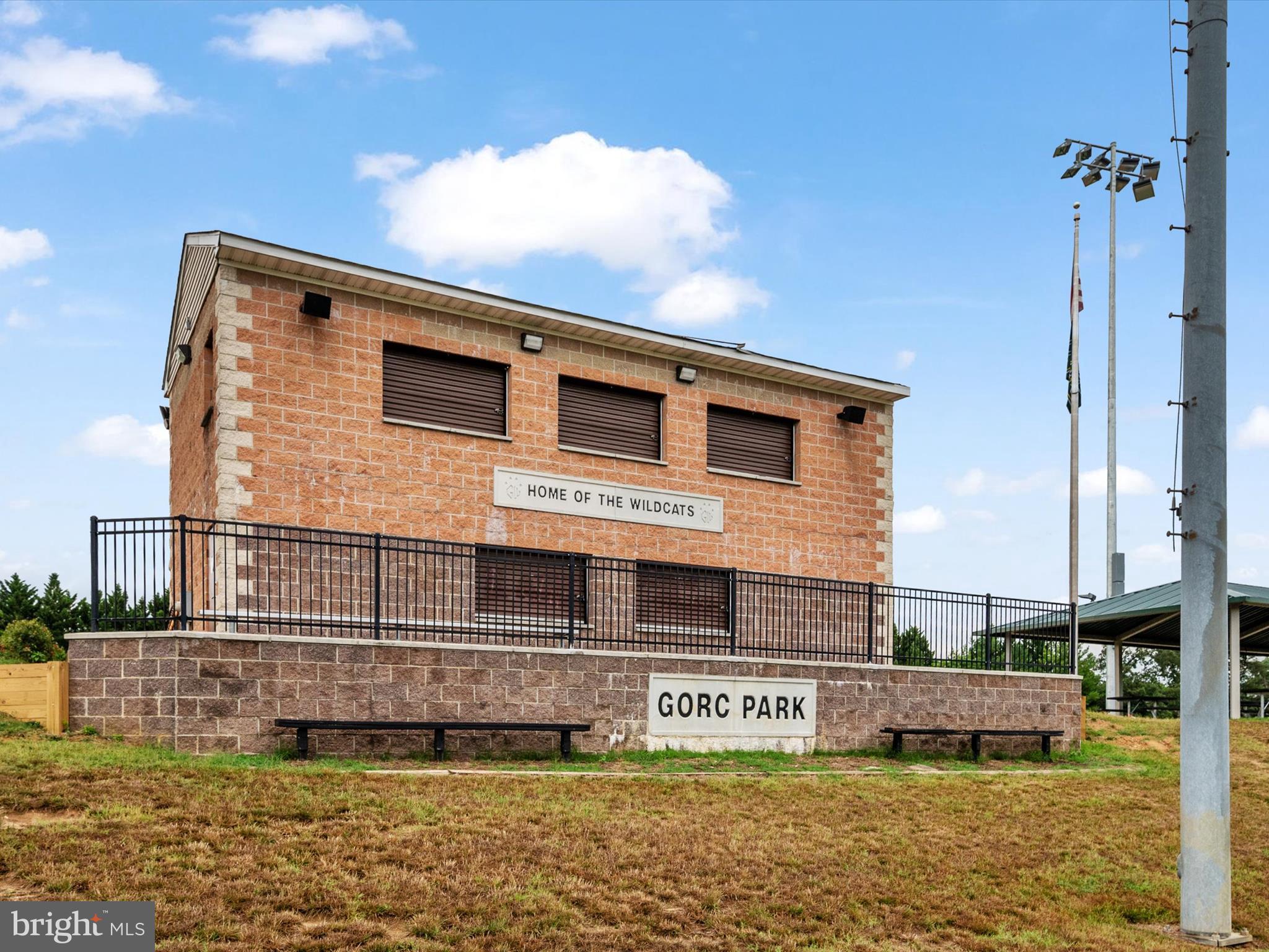 PINEY ORCHARD - Residential