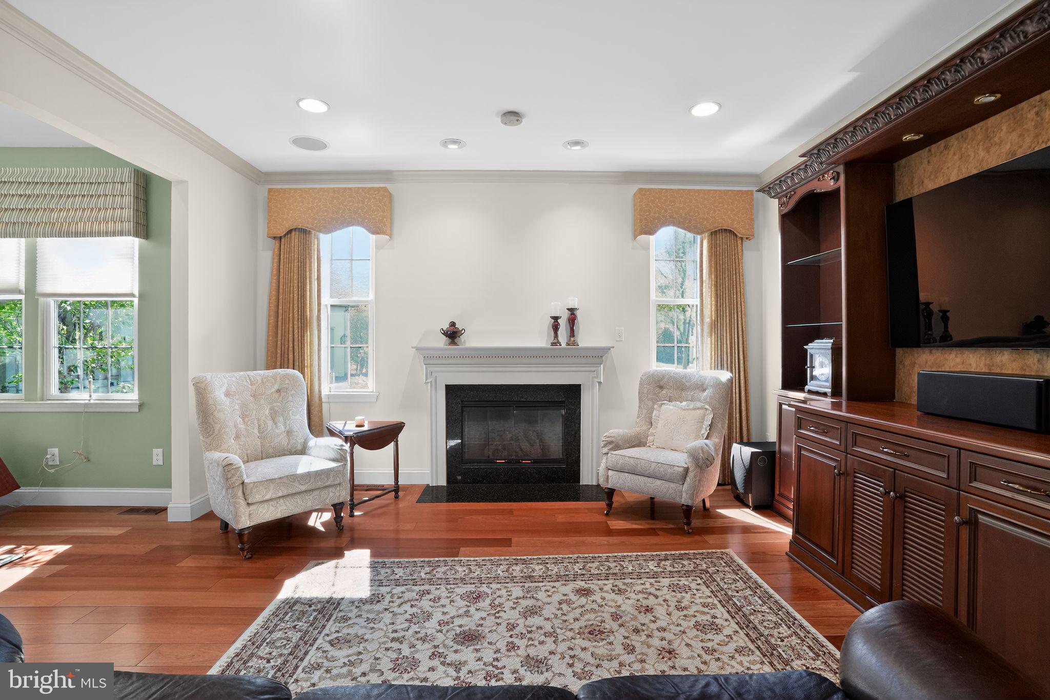 INDIAN VALLEY GREENS - Residential