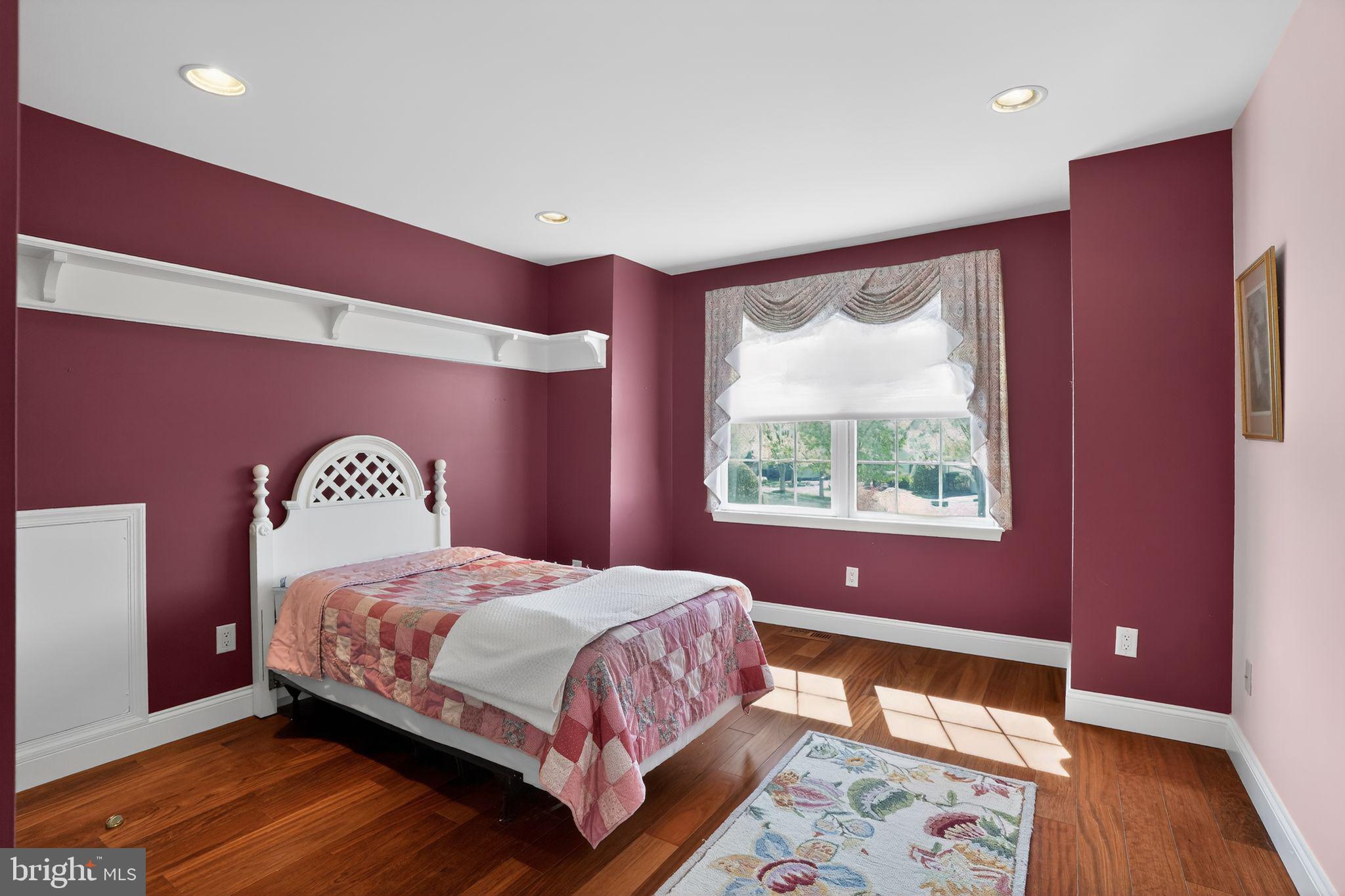 INDIAN VALLEY GREENS - Residential