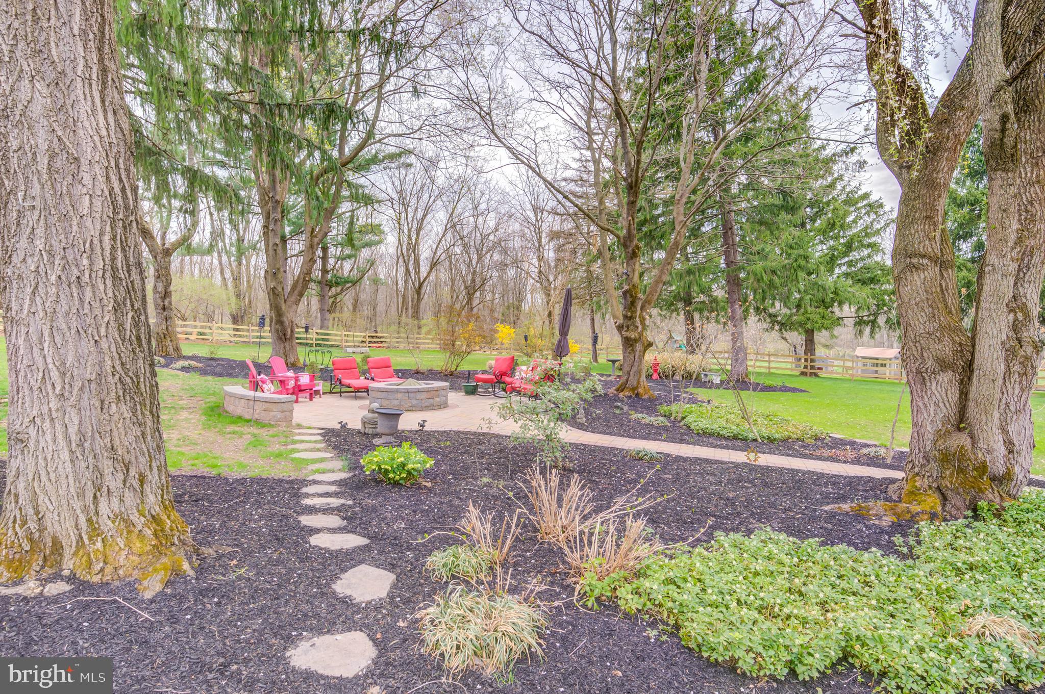 VALLEY GREEN - Residential