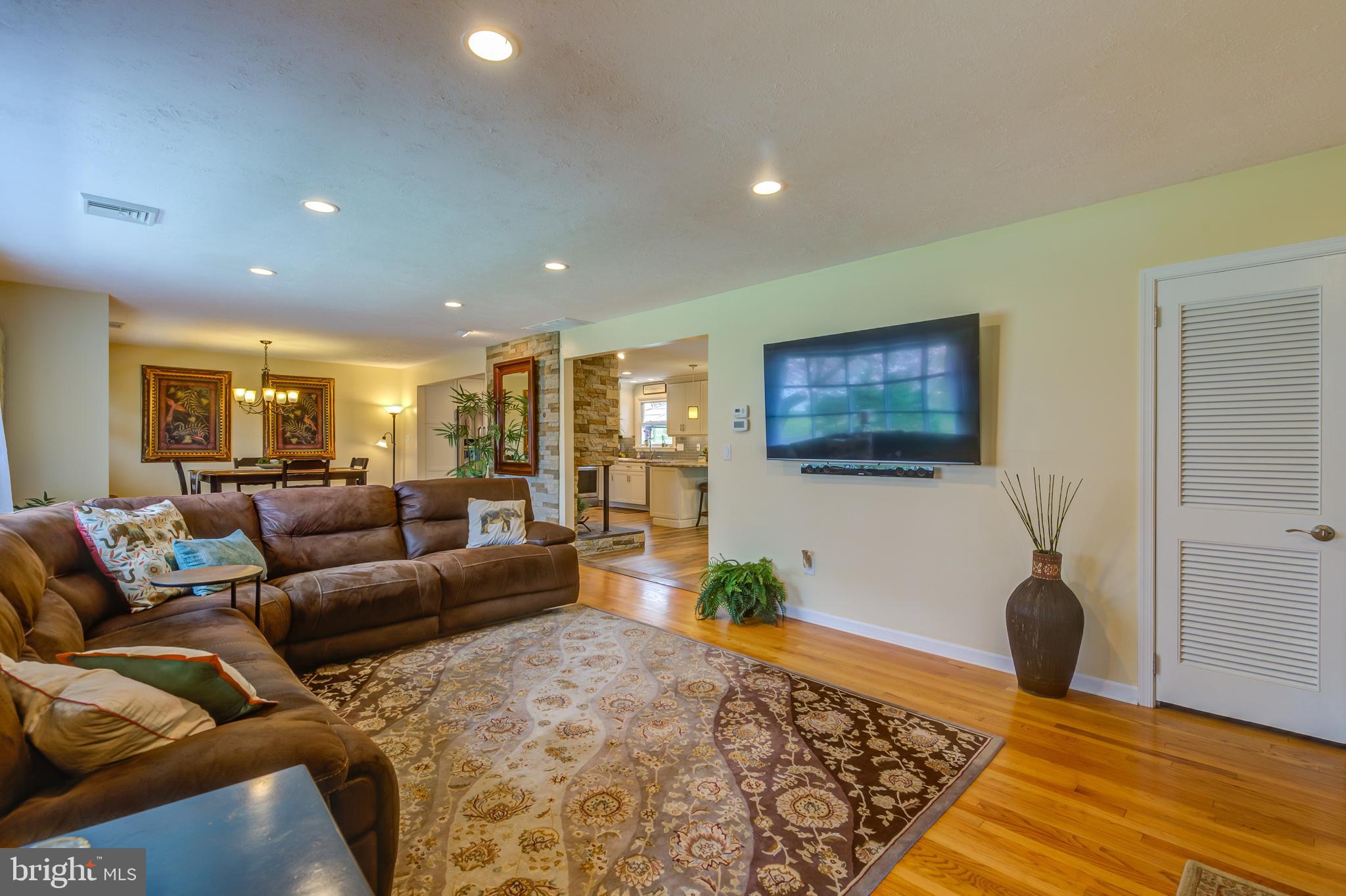 VALLEY GREEN - Residential