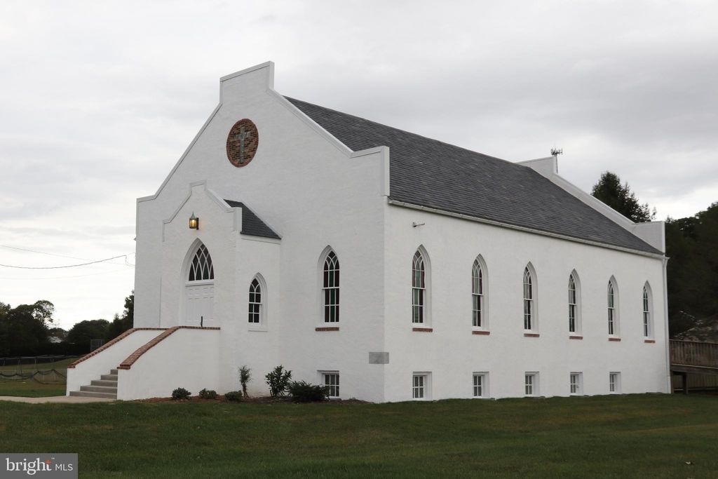 Photo of 422 Maple Shade Road, KIRKWOOD, PA 17536 (MLS # PALA2063974)