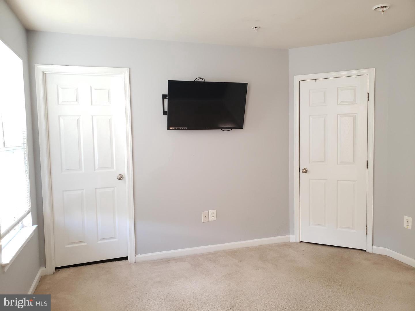 LINCOLN - Residential Lease