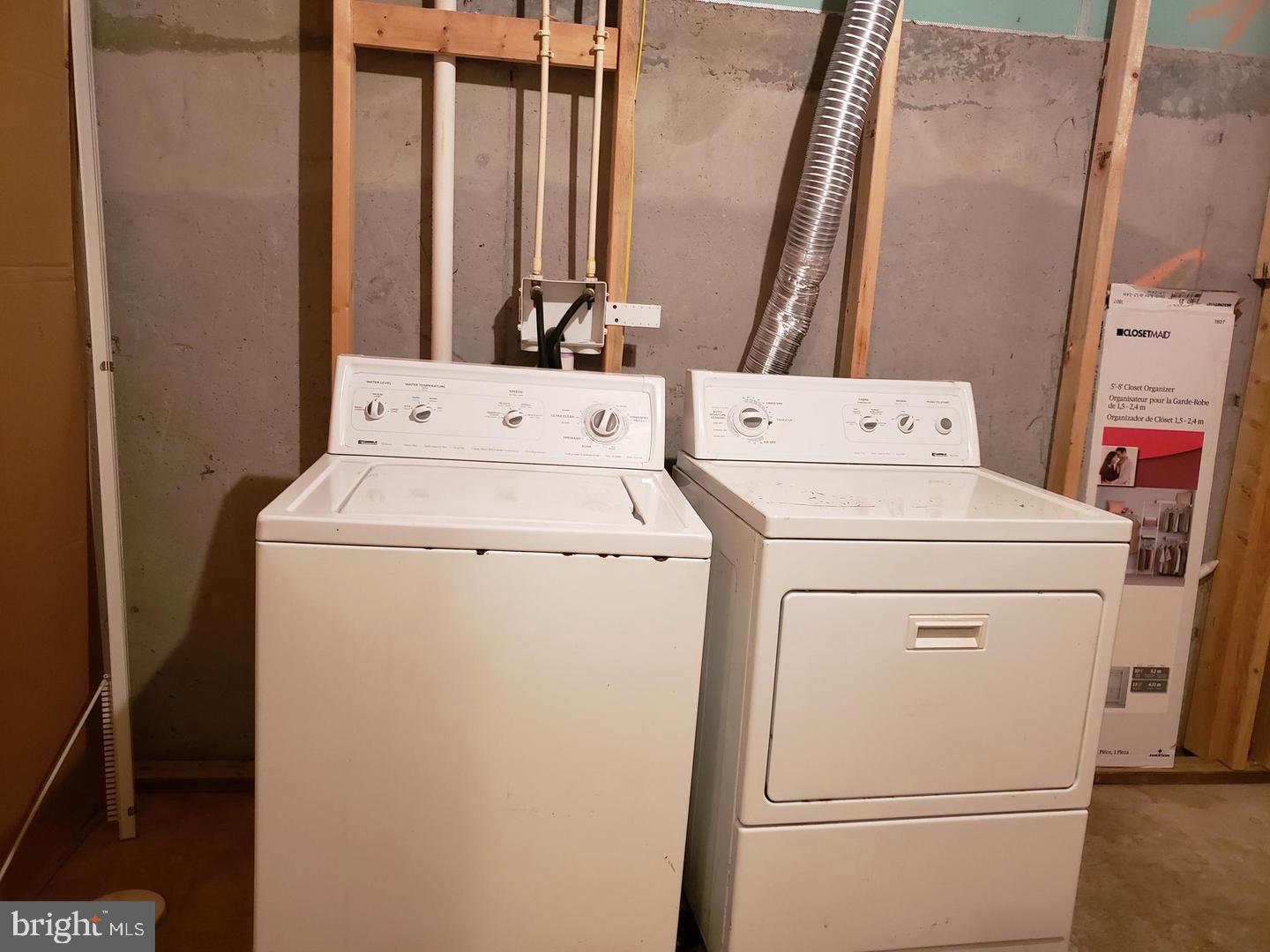 LINCOLN - Residential Lease