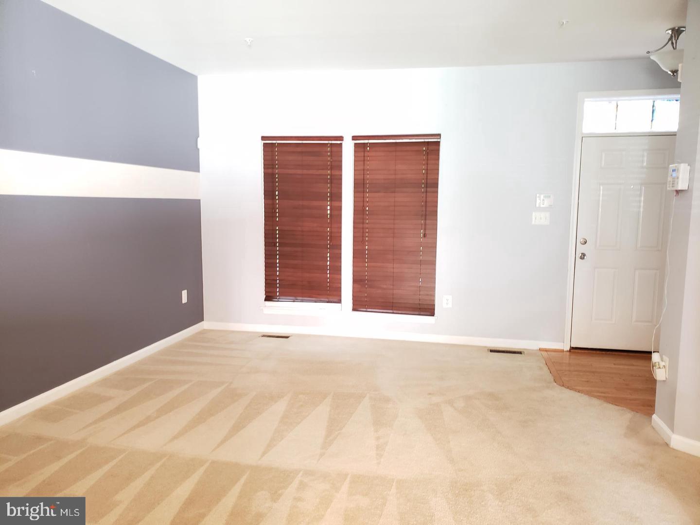 LINCOLN - Residential Lease