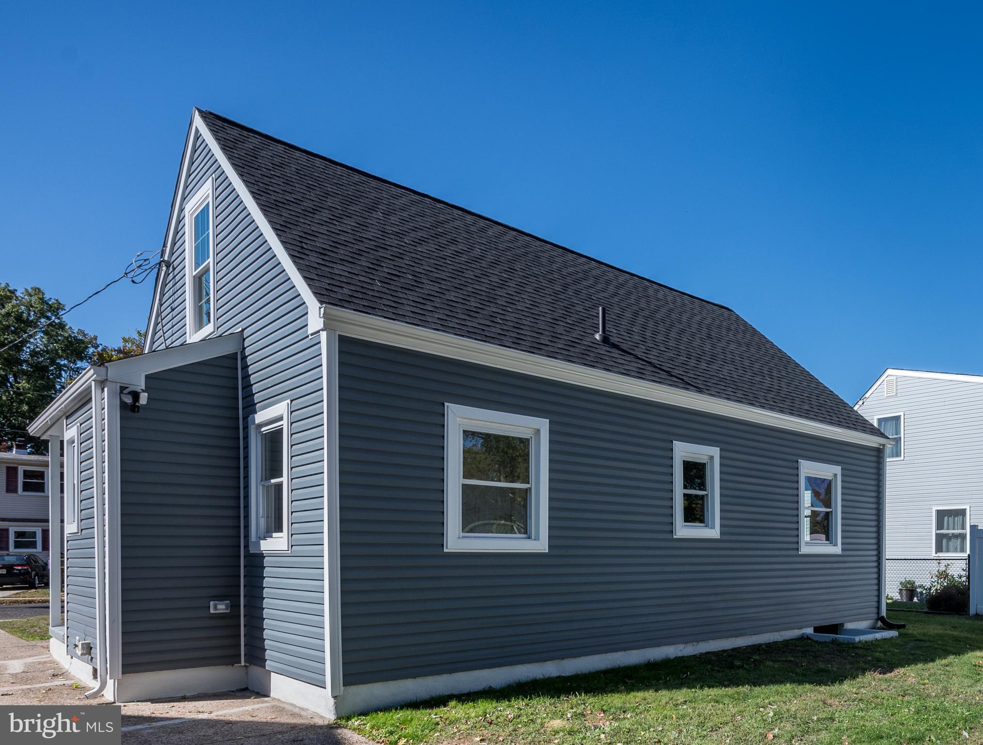 477 BUTTONWOOD AVENUE