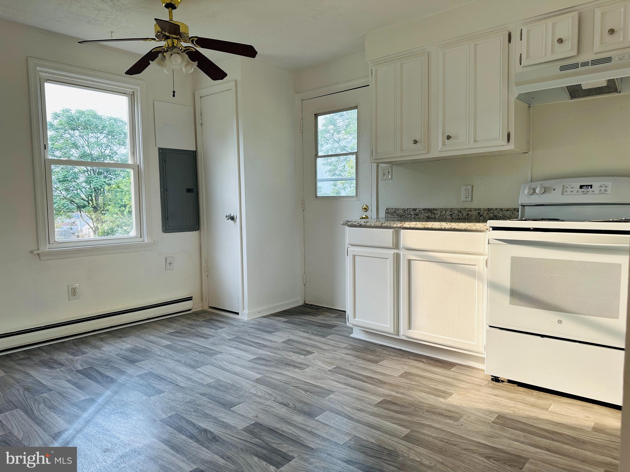 FOX GLEN - Residential