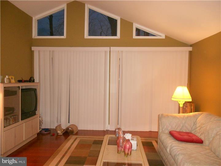 PLYMOUTH VLY - Residential