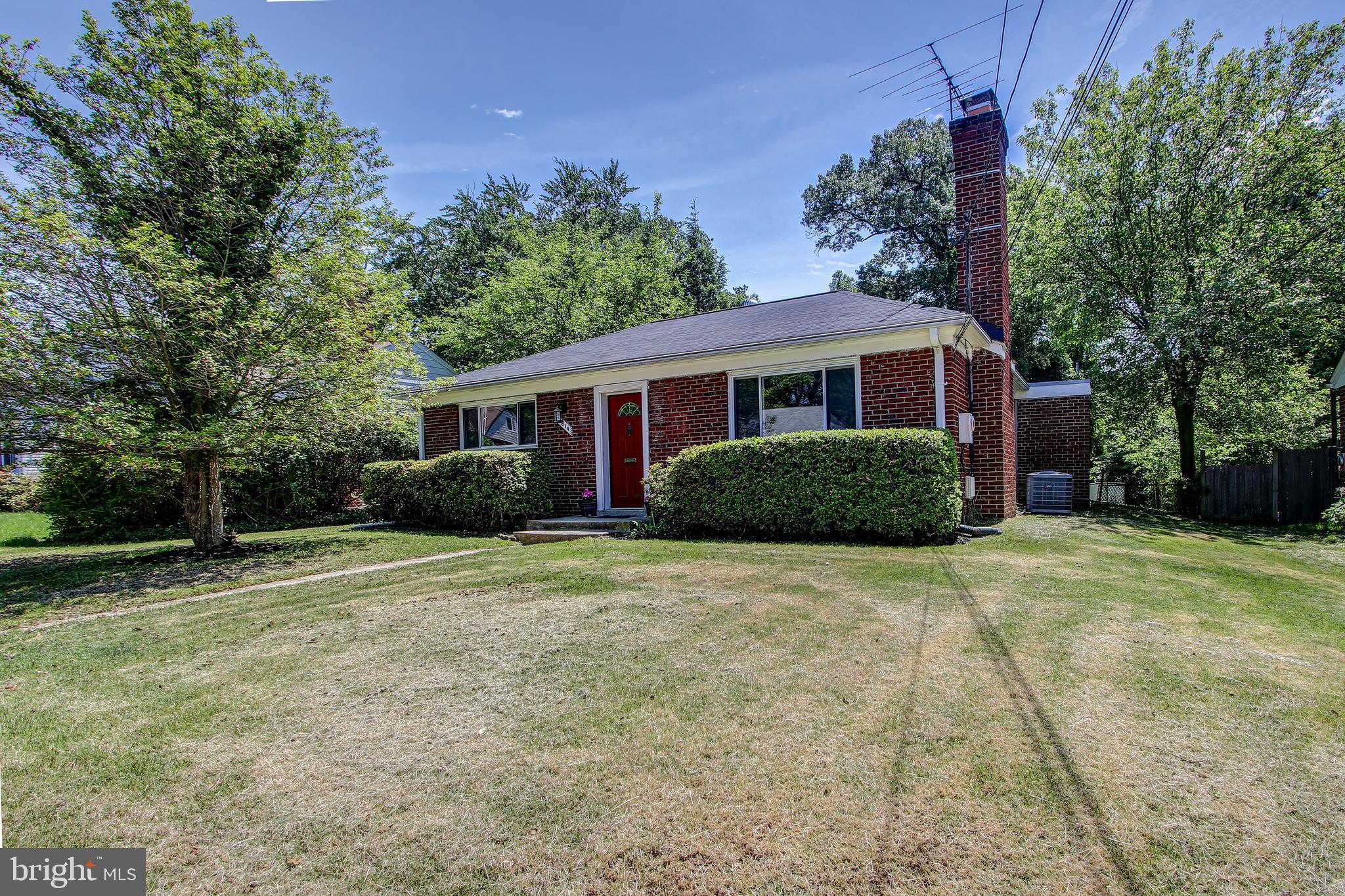 WHEATON CREST - Residential