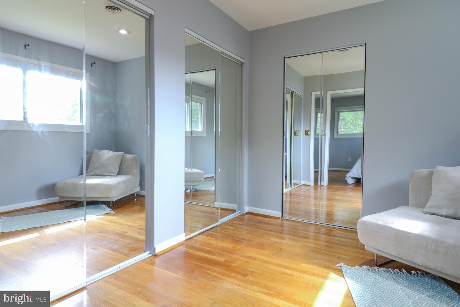 WALBROOKE MANOR - Residential