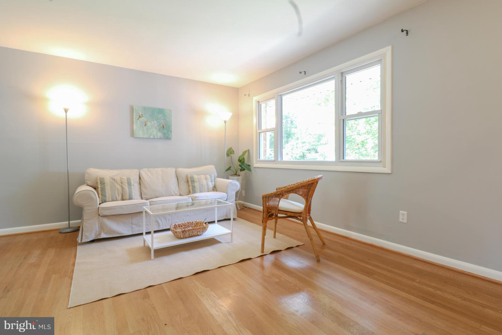 WALBROOKE MANOR - Residential