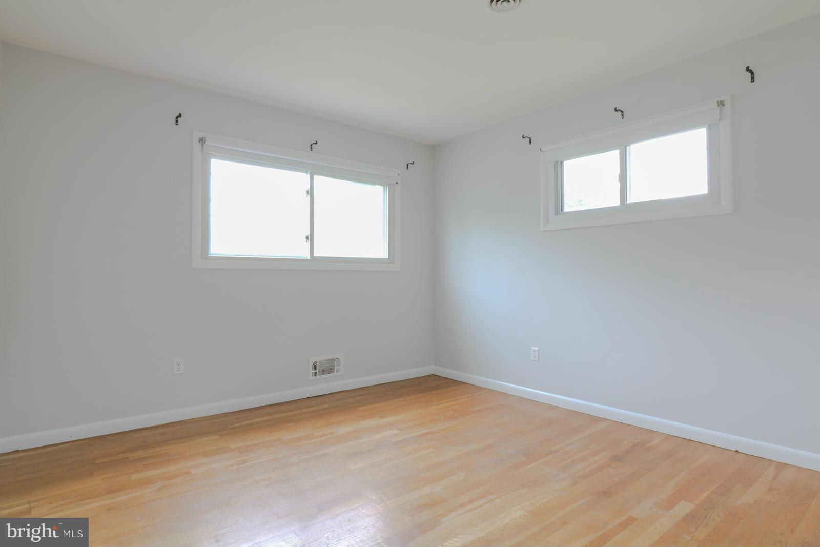 WALBROOKE MANOR - Residential