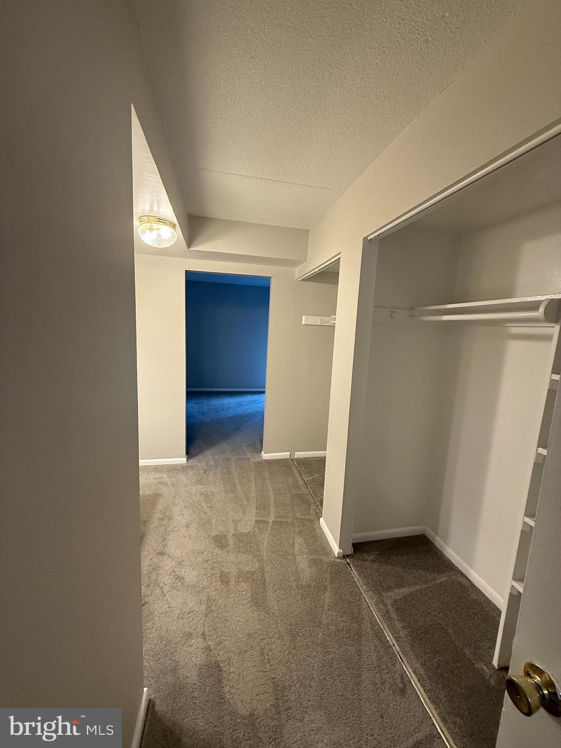 RUNNING BROOK - Residential Lease