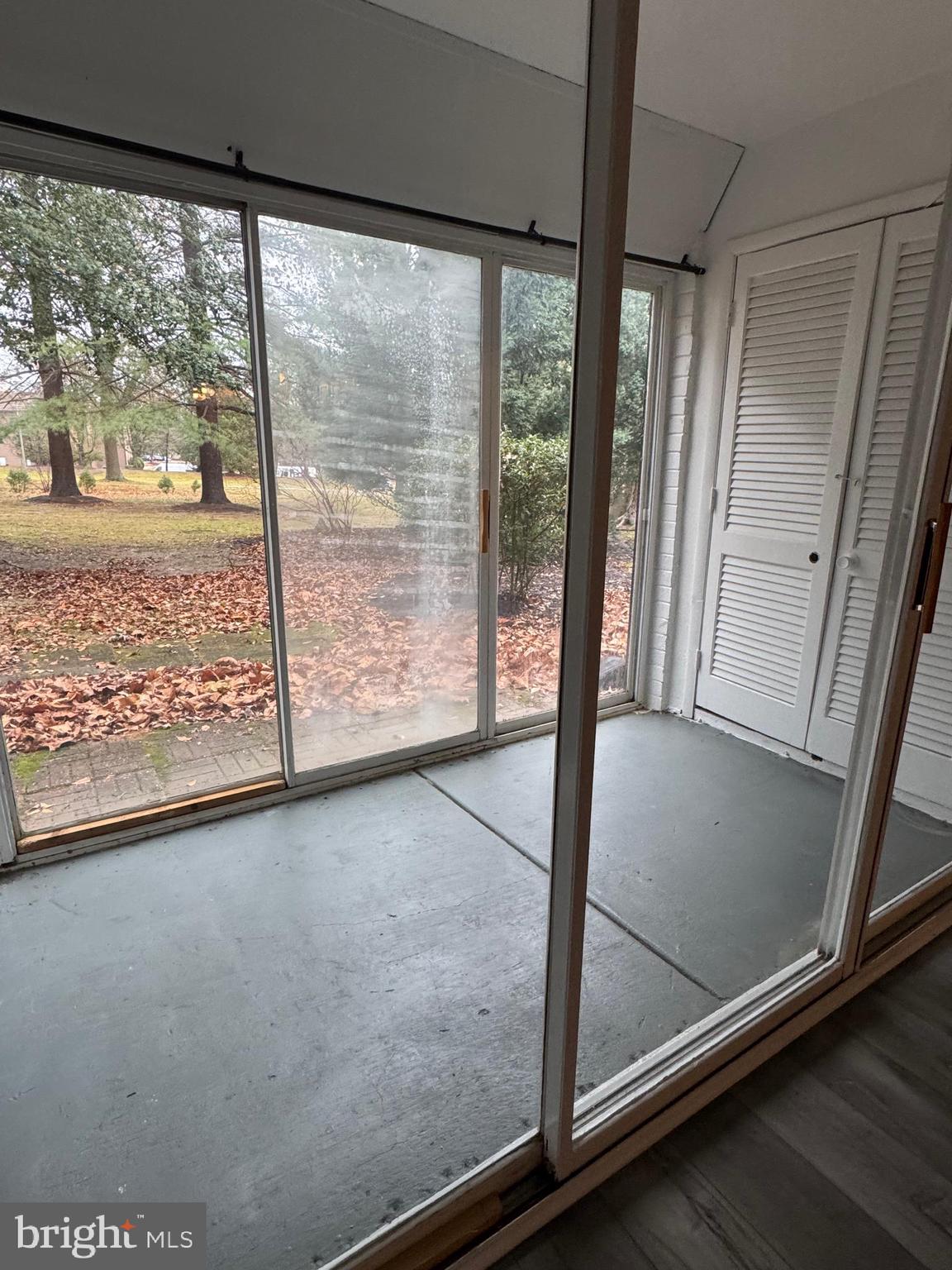 RUNNING BROOK - Residential Lease