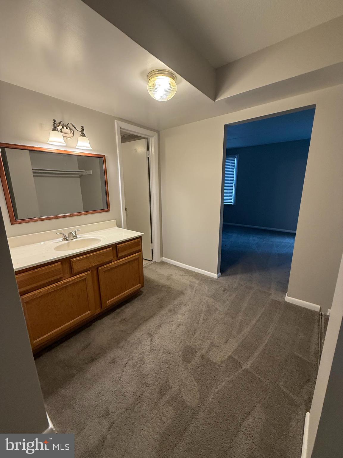 RUNNING BROOK - Residential Lease