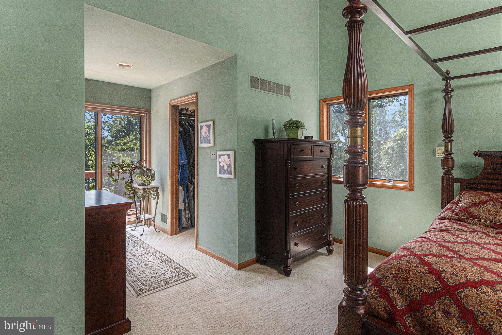 PHEASANT RUN - Residential